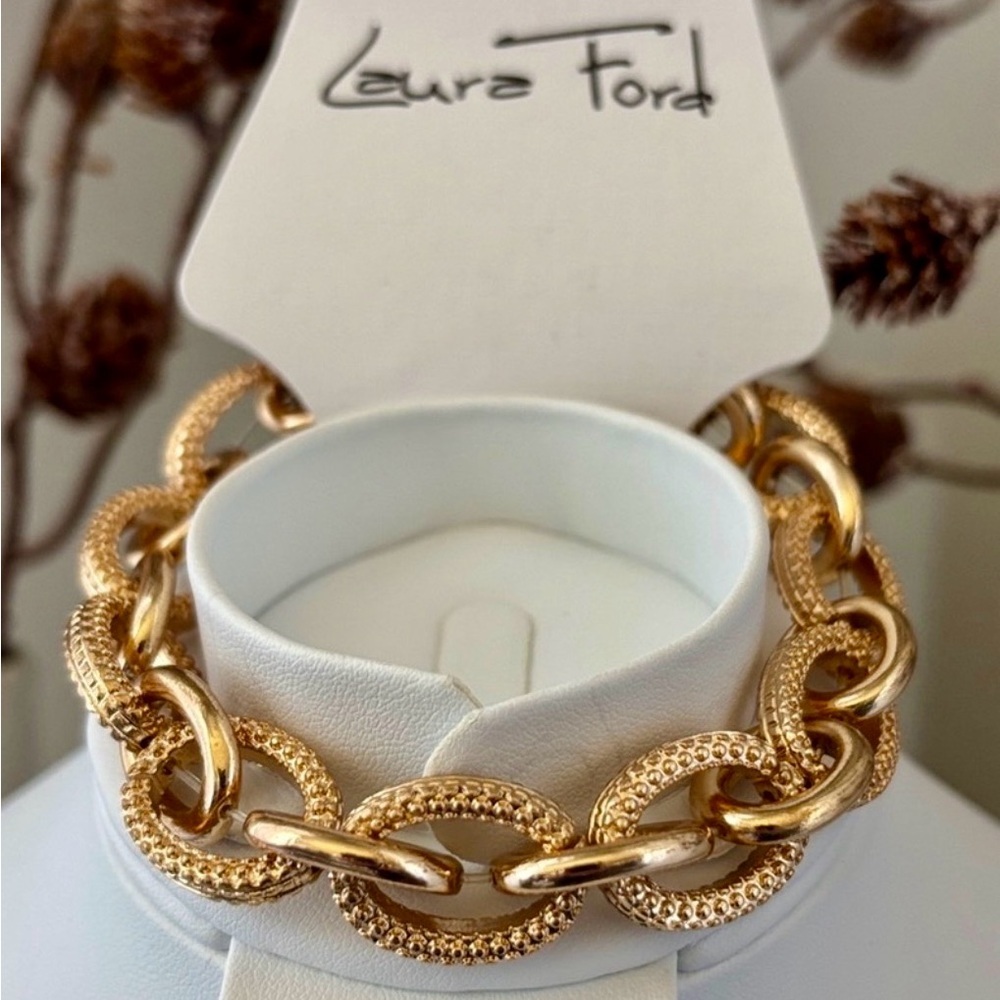 Laura Ford Goldtone Chain link stretch bracelet